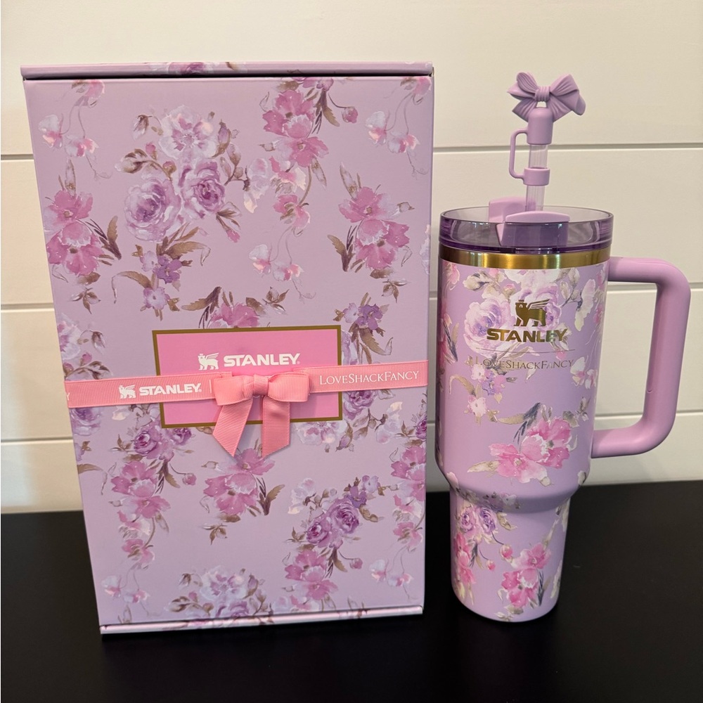 Brand New Stanley x LoveShackFancy 40 oz tumbler in Happy Thoughts pattern